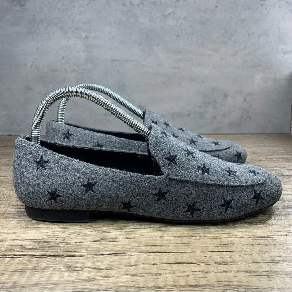 Keneth Cole Reaction “WELTON”  Gray/Black Stars Loafers~Size 7.5‎
